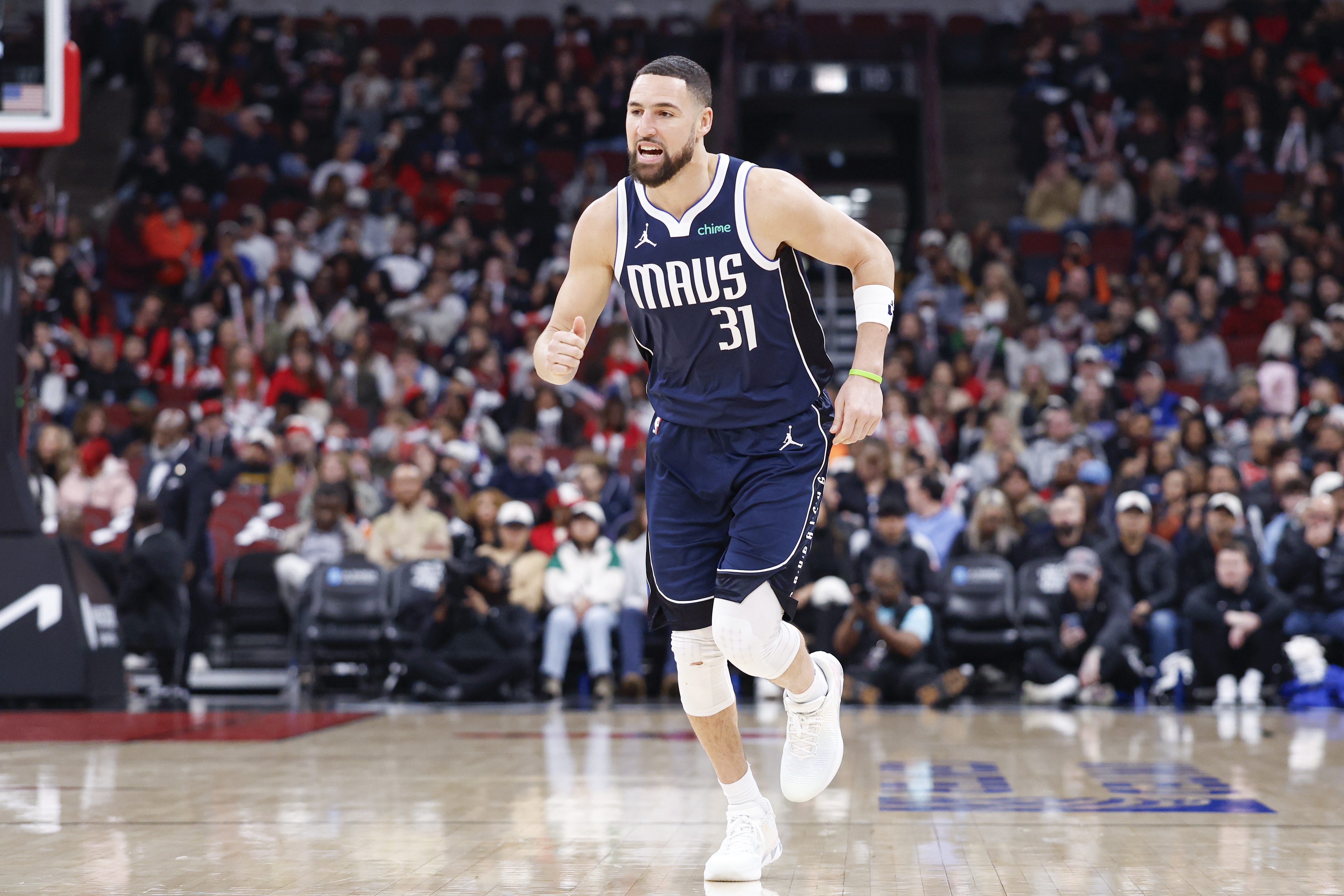 体育直播-克莱谈三分Zone:找到空位&调整姿势出手 当我有信心时都能投进