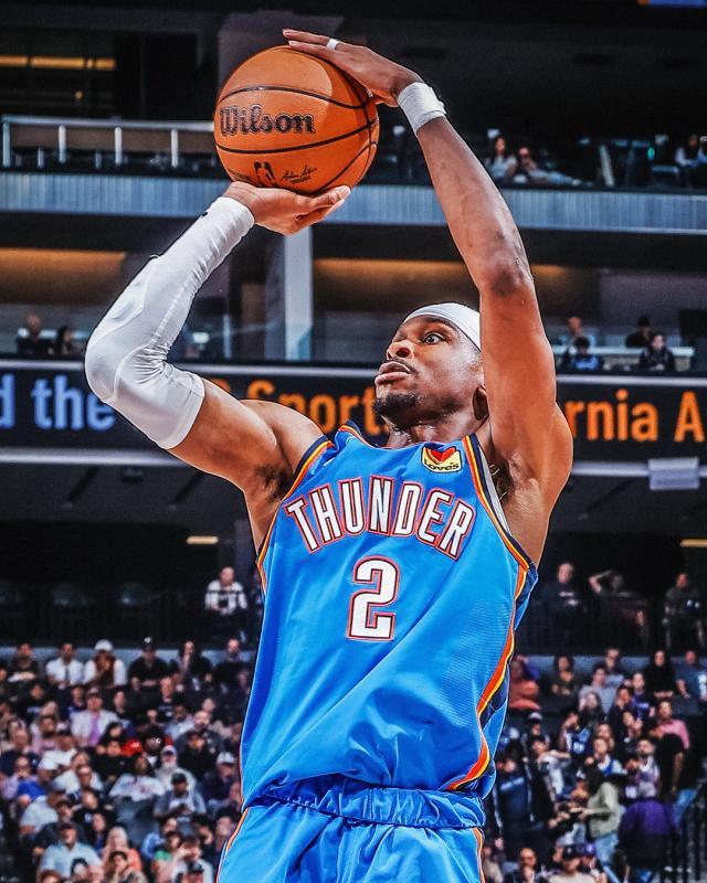 双星发威送SGA里程悲 火箭赛季两胜东西部头名！